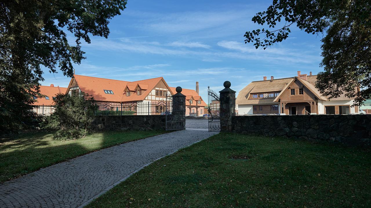Hotel Palac Poledno Экстерьер фото