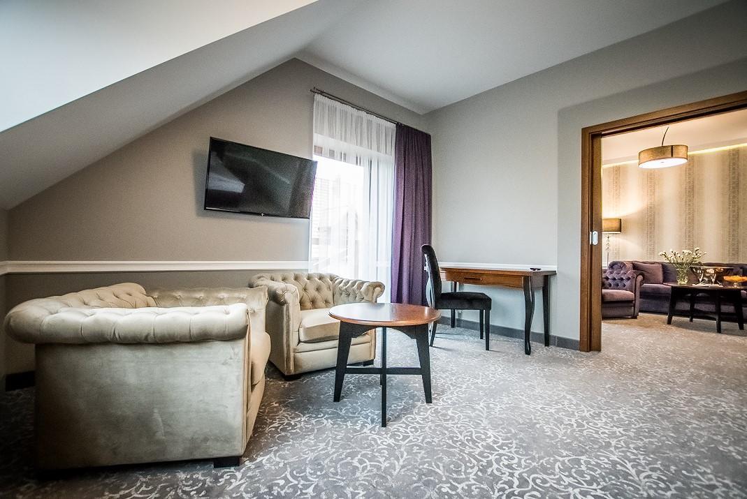 Hotel Palac Poledno Экстерьер фото